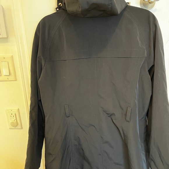 Calvin Klein jacket with belt - Picture 2 of 2